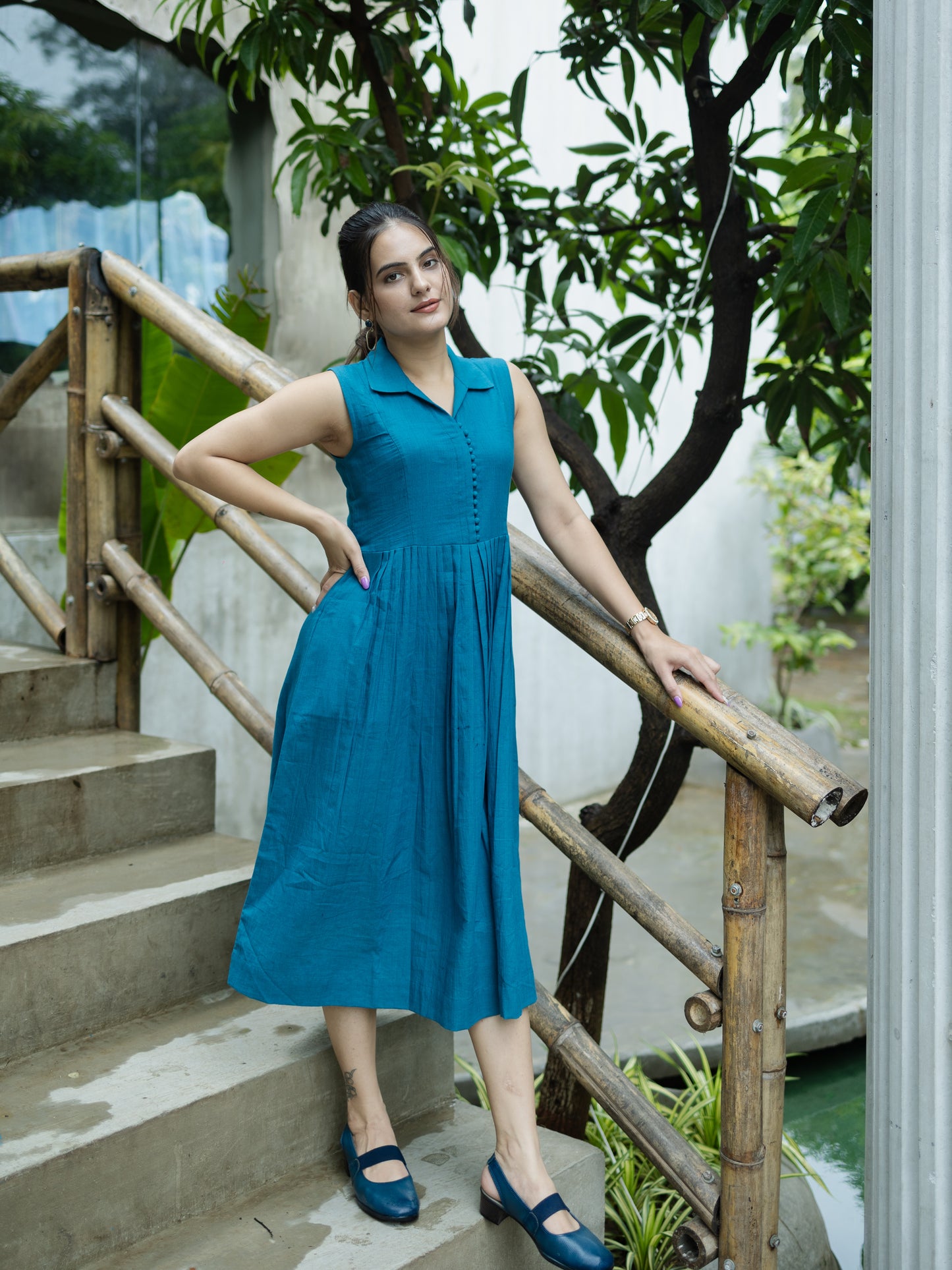 Sleeveless midi Dress-Teal